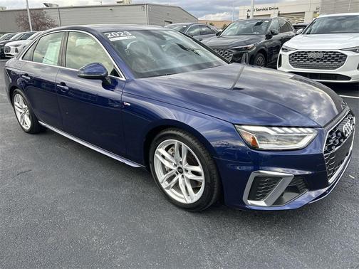 2023 Audi A4 45 S line Premium