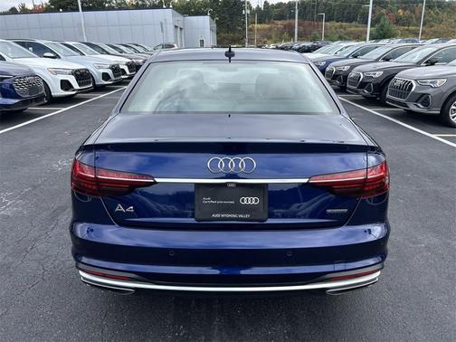 2023 Audi A4 45 S line Premium