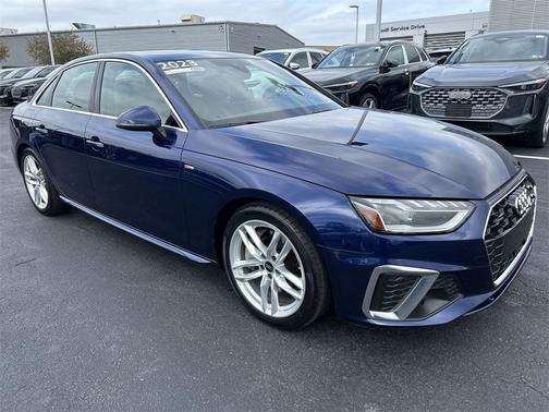 2023 Audi A4 45 S line Premium