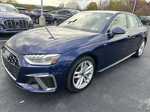 2023 Audi A4 45 S line Premium