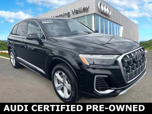 2025 Audi Q7 55 Premium