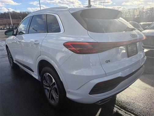 2025 Audi Q5 Premium Plus TFSI quattro S tronic