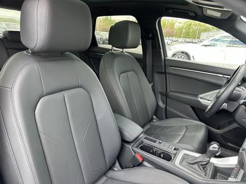 2022 Audi Q3 40 Premium