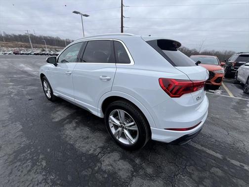 2022 Audi Q3 45 S line Premium Plus