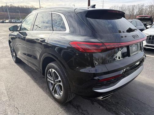 2025 Audi Q5 Premium Plus TFSI quattro S tronic