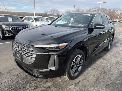 2025 Audi Q5 Premium Plus TFSI quattro S tronic