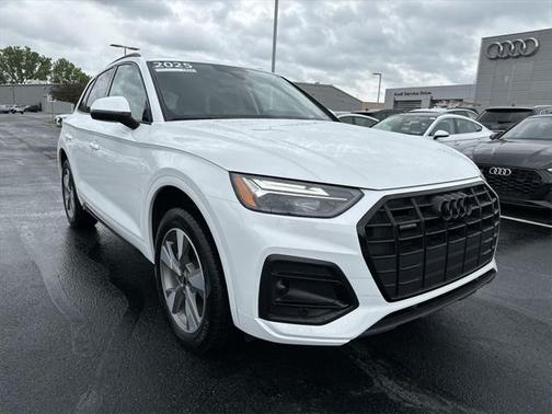 2025 Audi Q5 40 Premium