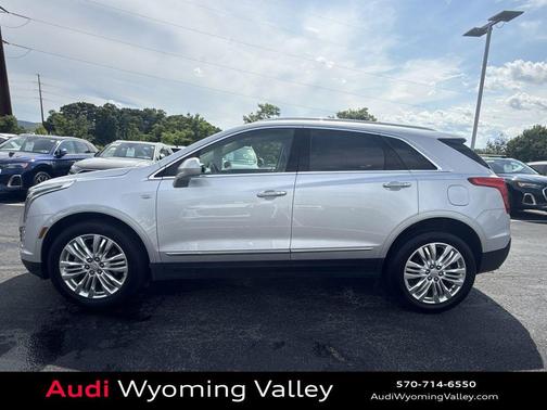 Radiant Silver Metallic 2018 Cadillac XT5 Premium Luxury