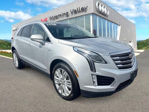 Radiant Silver Metallic 2018 Cadillac XT5 Premium Luxury