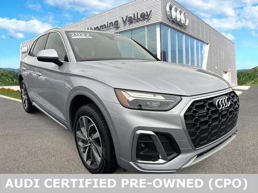 2022 Audi Q5 45 S line Premium Plus