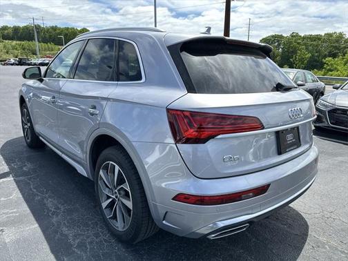 2022 Audi Q5 45 S line Premium Plus