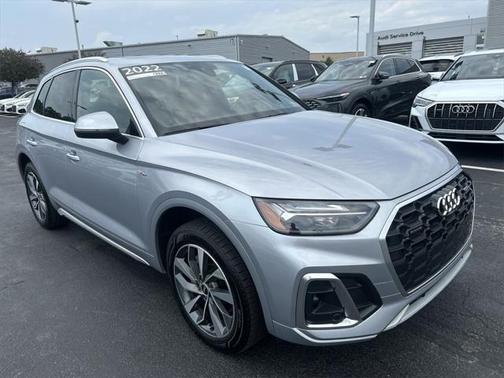 2022 Audi Q5 45 S line Premium Plus