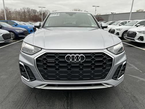 2022 Audi Q5 45 S line Premium Plus