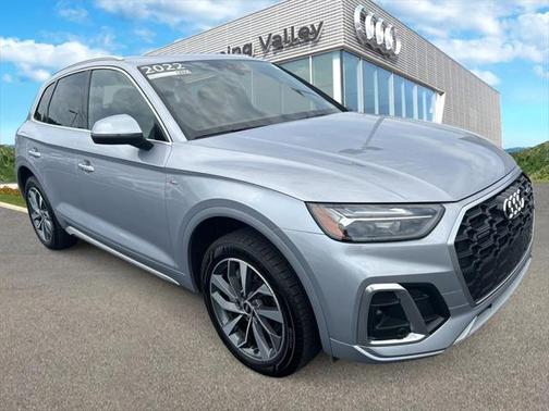 2022 Audi Q5 45 S line Premium Plus