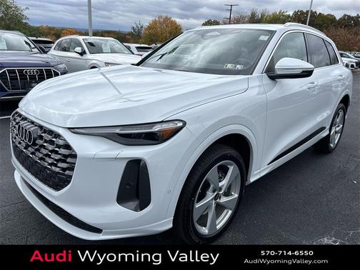 2025 Audi Q5 Premium Plus TFSI quattro S tronic