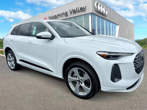 2025 Audi Q5 Premium Plus TFSI quattro S tronic