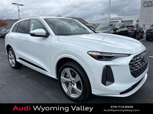 2025 Audi Q5 Premium Plus TFSI quattro S tronic