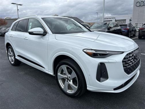 2025 Audi Q5 Premium Plus TFSI quattro S tronic