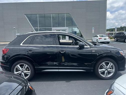 2024 Audi Q3 45 S line Premium Plus