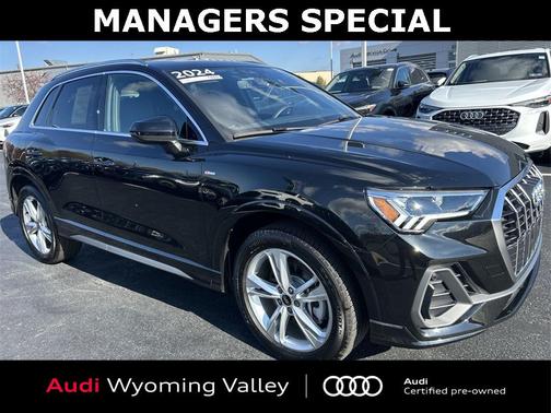 2024 Audi Q3 45 S line Premium Plus
