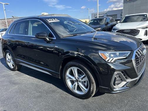 2024 Audi Q3 45 S line Premium Plus