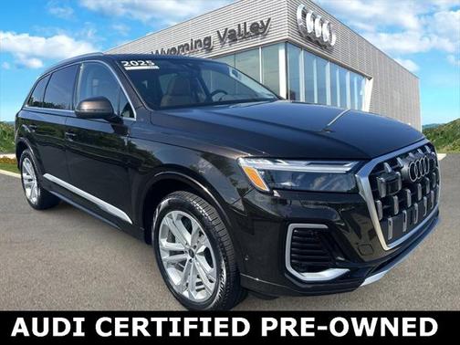 2025 Audi Q7 45 Premium Plus
