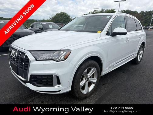 Glacier White Metallic 2023 Audi Q7 45 Premium Plus
