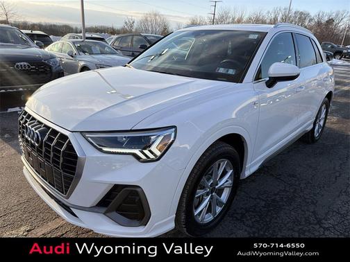2023 Audi Q3 Premium 45 TFSI S line quattro Tiptronic