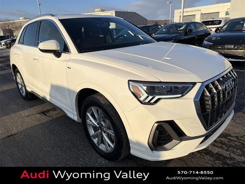 2023 Audi Q3 Premium 45 TFSI S line quattro Tiptronic