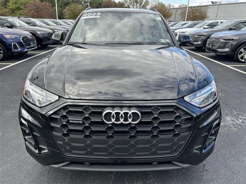2025 Audi Q5 45 S line Premium