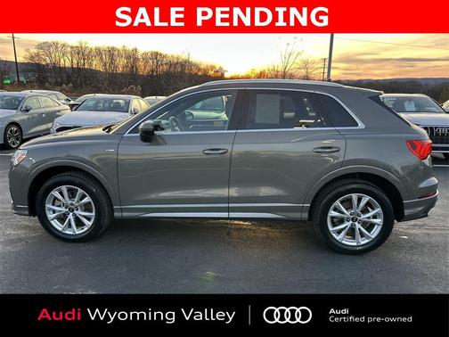 2024 Audi Q3 Premium 45 TFSI S line quattro Tiptronic