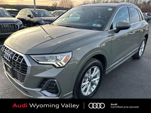 2024 Audi Q3 Premium 45 TFSI S line quattro Tiptronic