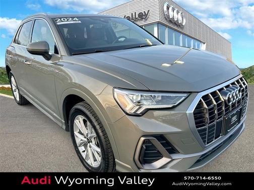 2024 Audi Q3 Premium 45 TFSI S line quattro Tiptronic