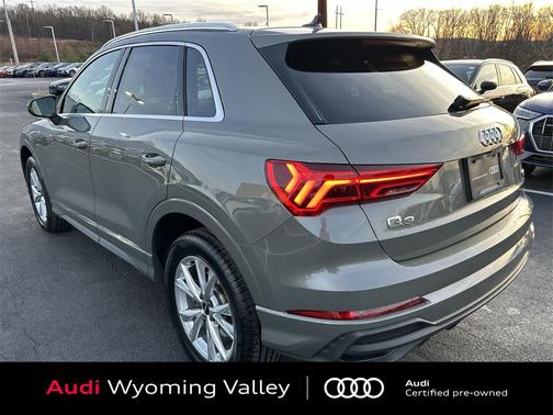 2024 Audi Q3 Premium 45 TFSI S line quattro Tiptronic