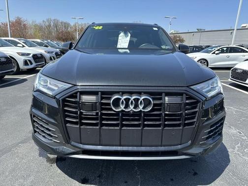 2022 Audi Q7 45 Premium Plus
