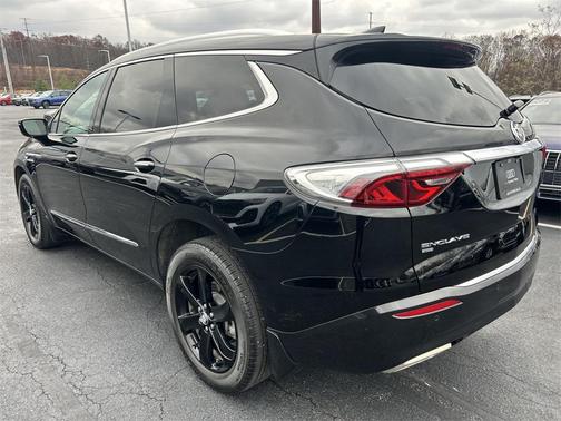 2023 Buick Enclave Essence AWD