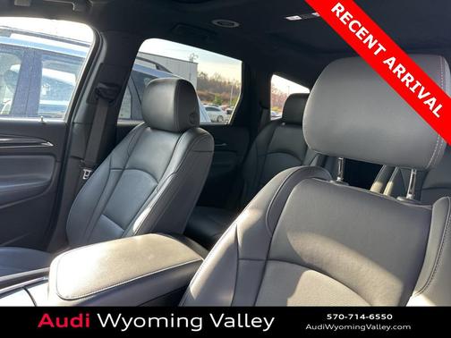 2023 Buick Enclave Essence AWD