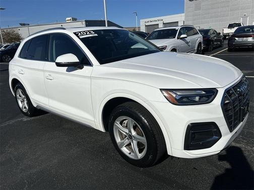 2023 Audi Q5 40 Premium