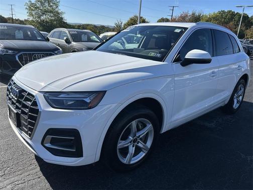 2023 Audi Q5 40 Premium