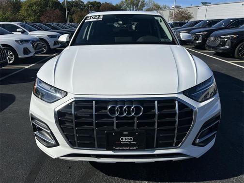 2023 Audi Q5 40 Premium