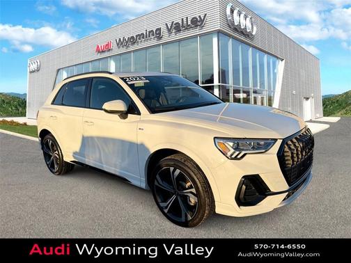 2023 Audi Q3 45 S line Premium Plus