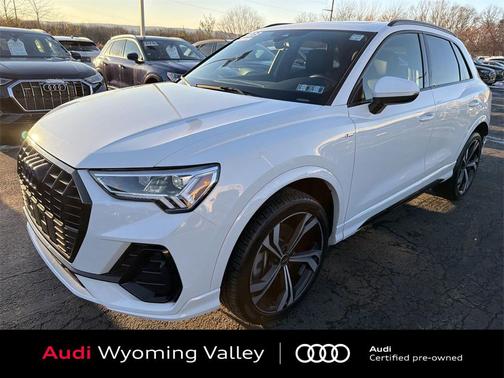 2023 Audi Q3 45 S line Premium Plus