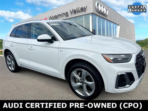 2022 Audi Q5 45 S line Premium Plus