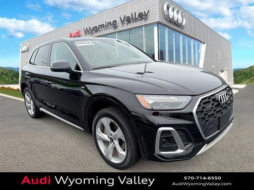 Mythos Black Metallic 2023 Audi Q5 45 S line Prestige