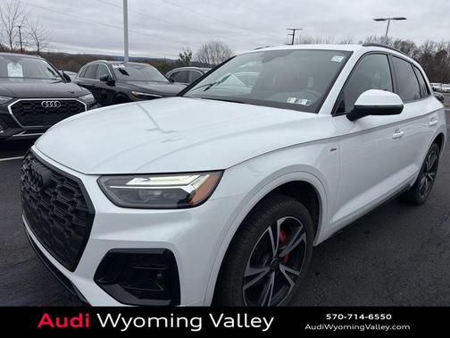 Glacier White Metallic 2025 Audi Q5 45 S line Premium Plus