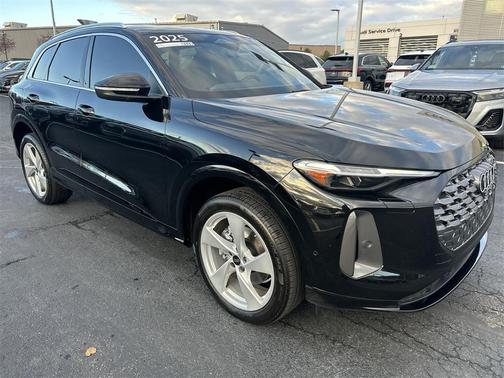 2025 Audi Q5 Premium Plus TFSI quattro S tronic