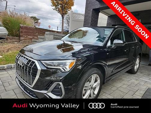 2023 Audi Q3 45 S line Premium Plus