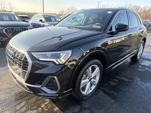 2023 Audi Q3 45 S line Premium Plus