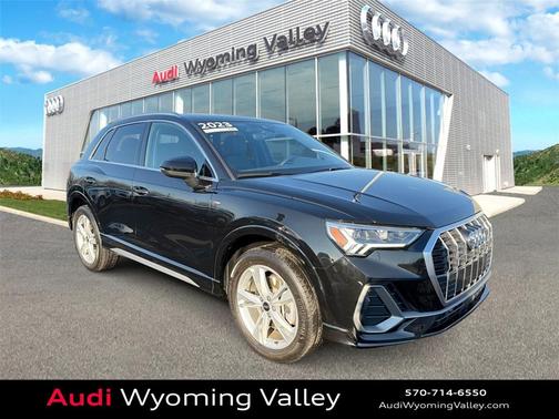 2023 Audi Q3 45 S line Premium Plus