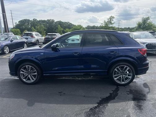 2025 Audi Q3 Premium 45 TFSI S line quattro Tiptronic